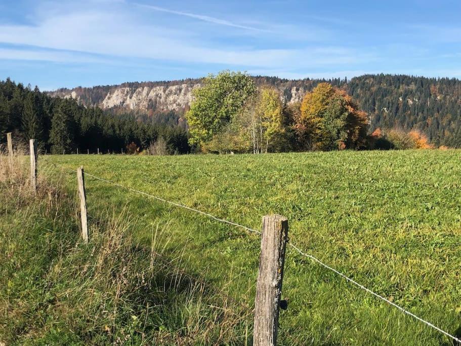 Nuit Insolite - La Cabane Du Haut-Doubs Les Gras 외부 사진